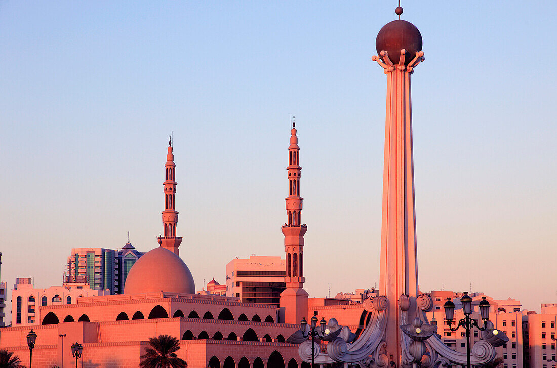 United Arab Emirates, Sharjah, King Faisal Mosque, Union Monument