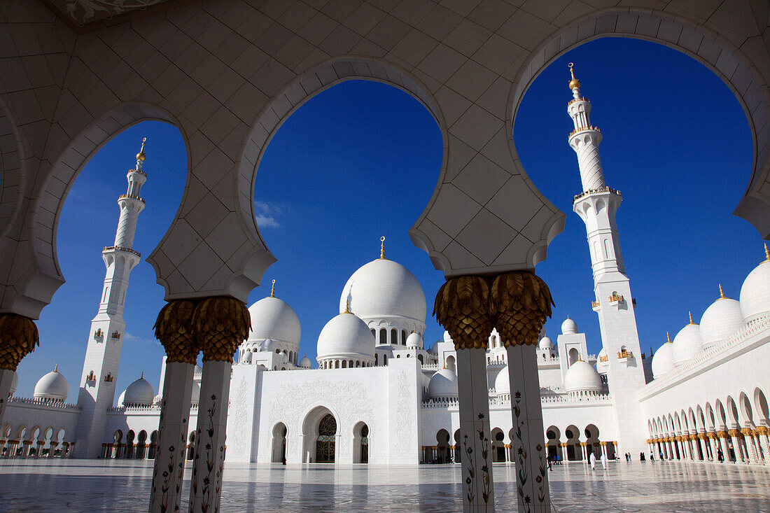 United Arab Emirates, Abu Dhabi, Sheikh Zayed bin Sultan al-Nahyan Mosque