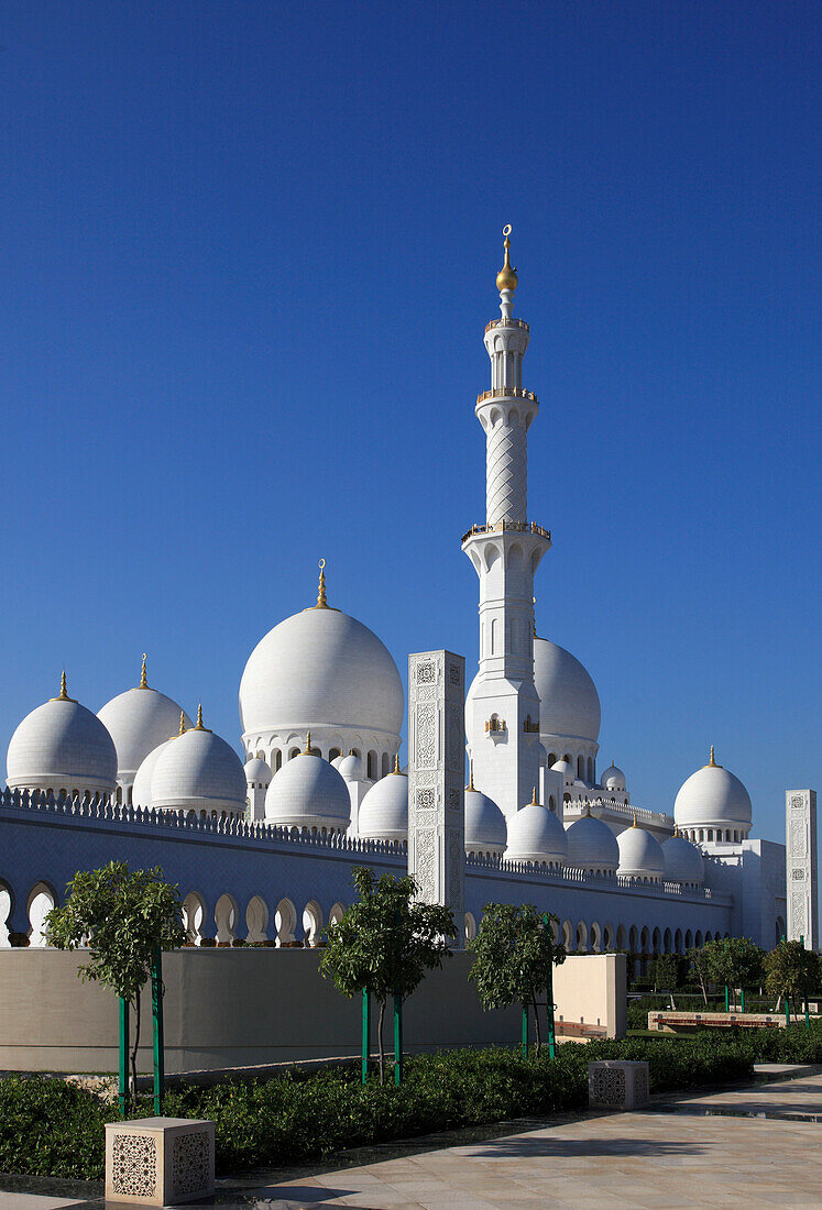 United Arab Emirates, Abu Dhabi, Sheikh Zayed bin Sultan al-Nahyan Mosque