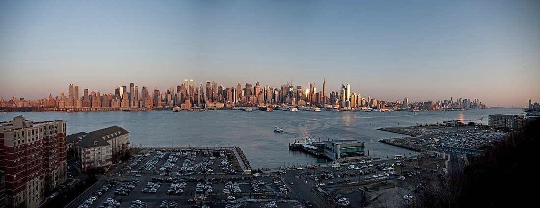 USA- March 2010-New York City-Midtown Mahattan across Hudson River-Panorama