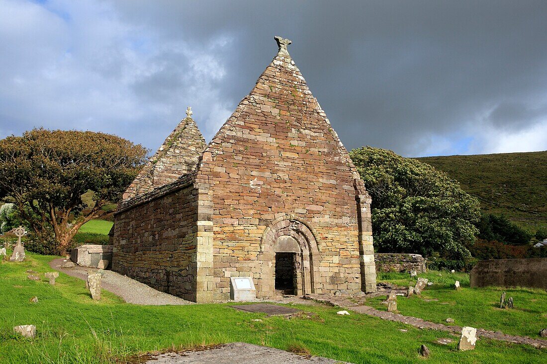 Kilmalkedar church 12 century, Dingle peninsula, Kerry county, Ireland