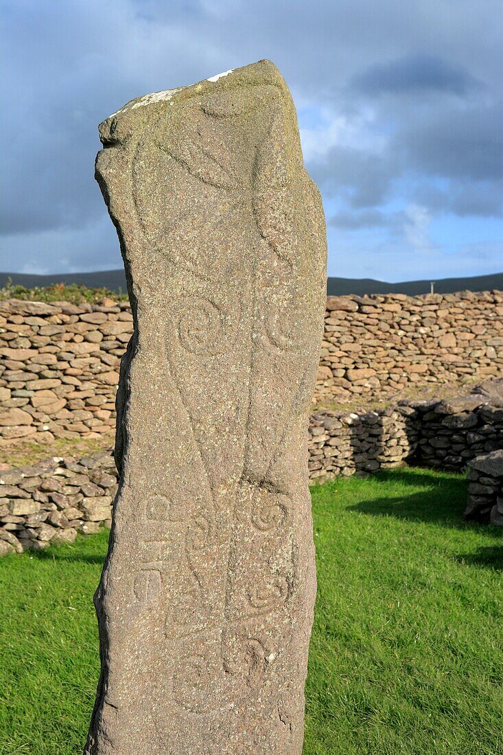 Riasc monastic settlement, Cross 6 century, Dingle peninsula, Kerry county, Ireland