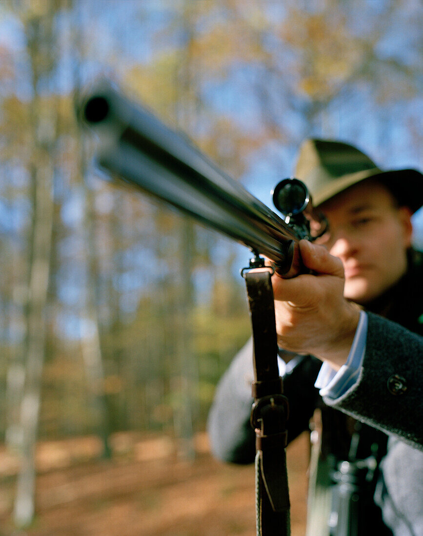 Hunter with deer rifle, Schloss Frankenberg, Weigenheim, Middle Franconia, Bavaria, Germany, Europe