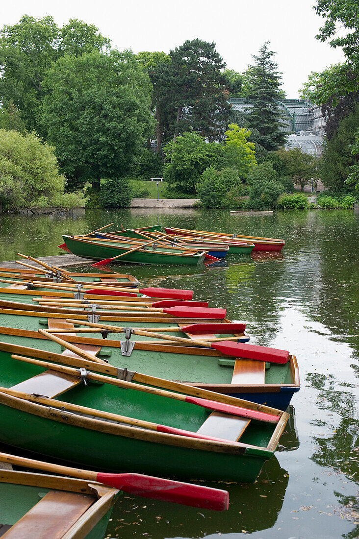 Boats on a lake at the Palmengarten, Frankfurt, Hesse, Germany, Europe