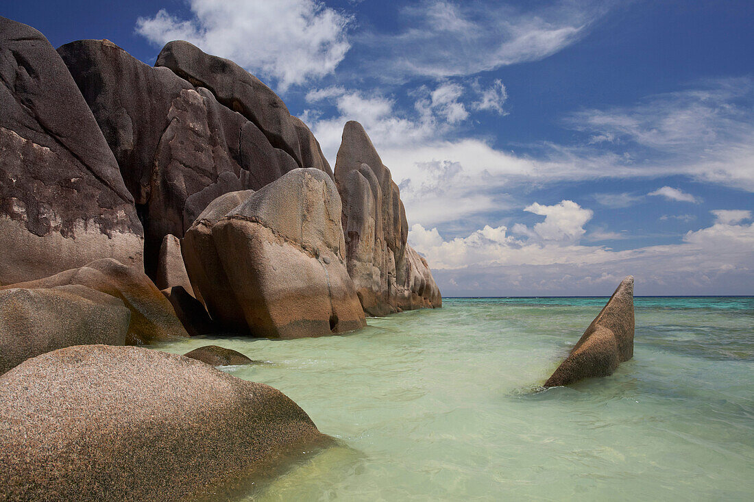 Granite rocks on the beach of Anse Source d'Argent, La Digue, Seychelles, Indian Ocean