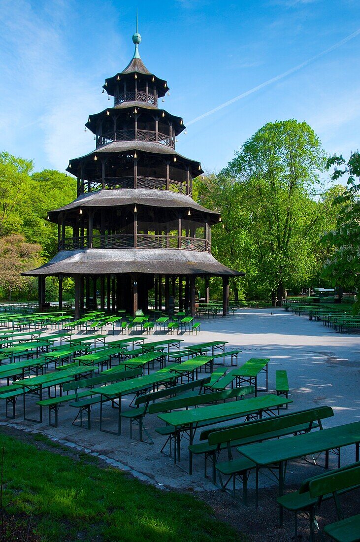 Chinesischer Turm in Englischer garten, Munich, Germany