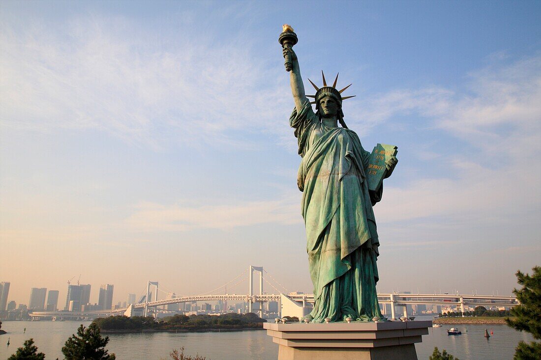 Statue of liberty replica, Tokyo, Japan  Statue of Liberty replica at Odaiba, overlooking the Rainbow Bridge in Tokyo Bay