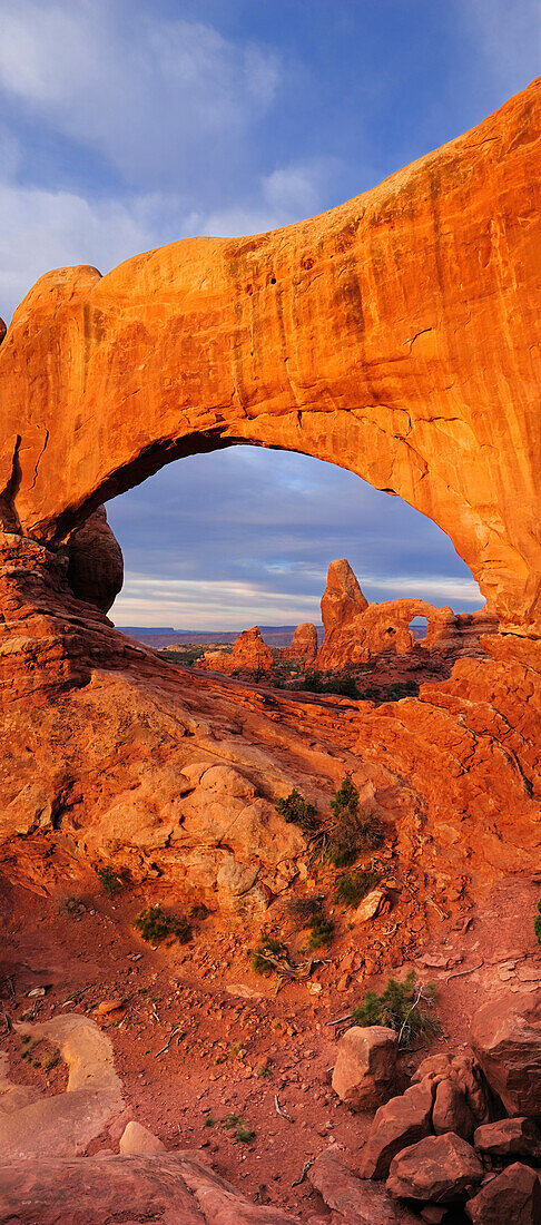 View through arch North Window to Turret Arch, Window Section, Arches National Park, Moab, Utah, Southwest, USA, America