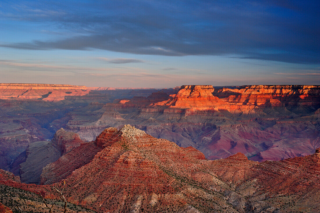 Grand Canyon unter Wolkenhimmel, Desert View Point, Grand Canyon Nationalpark, UNESCO Weltnaturerbe Grand Canyon, Arizona, Südwesten, USA, Amerika