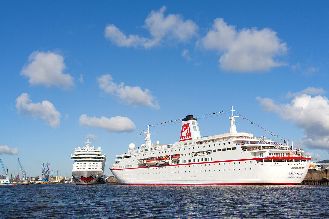 Cruise ships AIDAsol and MS Deutschland at harbour, Hamburg Cruise Center Hafen City, Hamburg, Germany, Europe