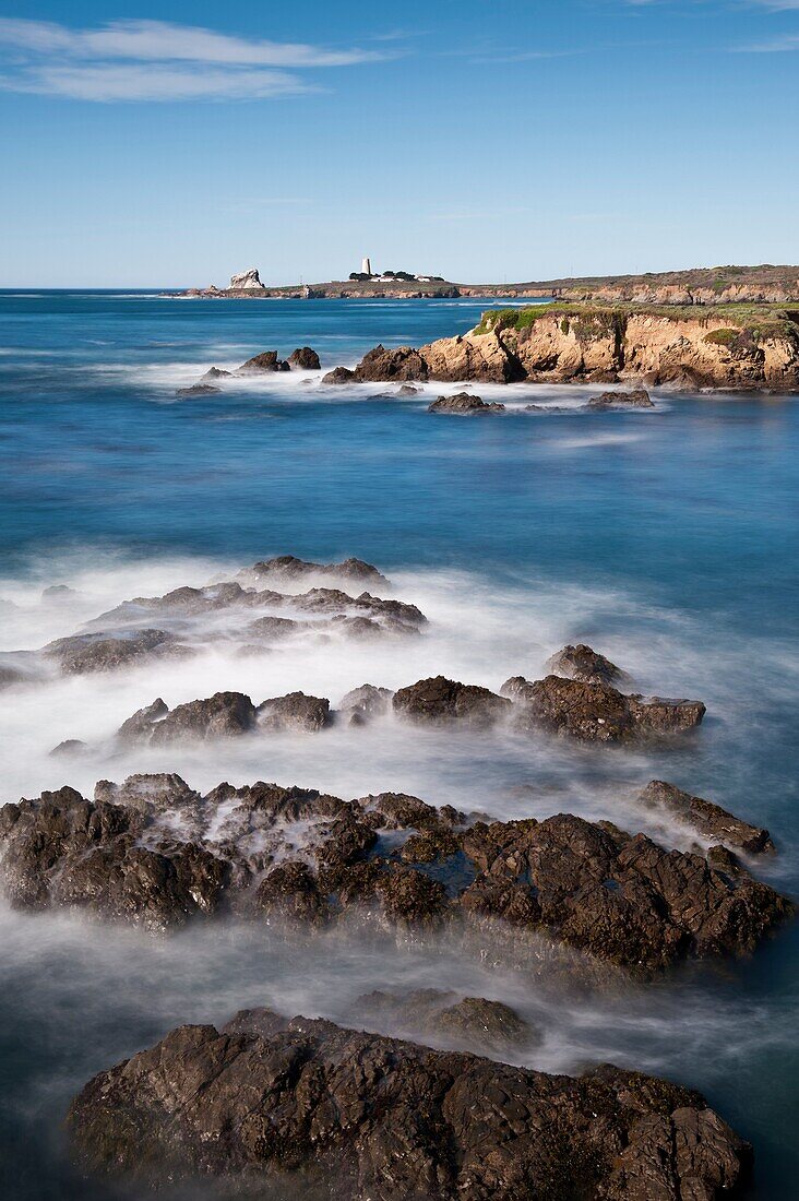 Coastal view towards Piedras Blancas lighthouse, San Simeon, California