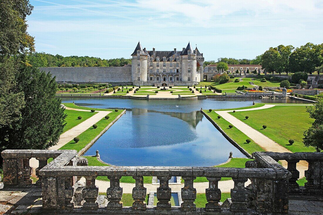 France, Poitou Charentes, Charente-Maritime, La Roche Courbon Castle