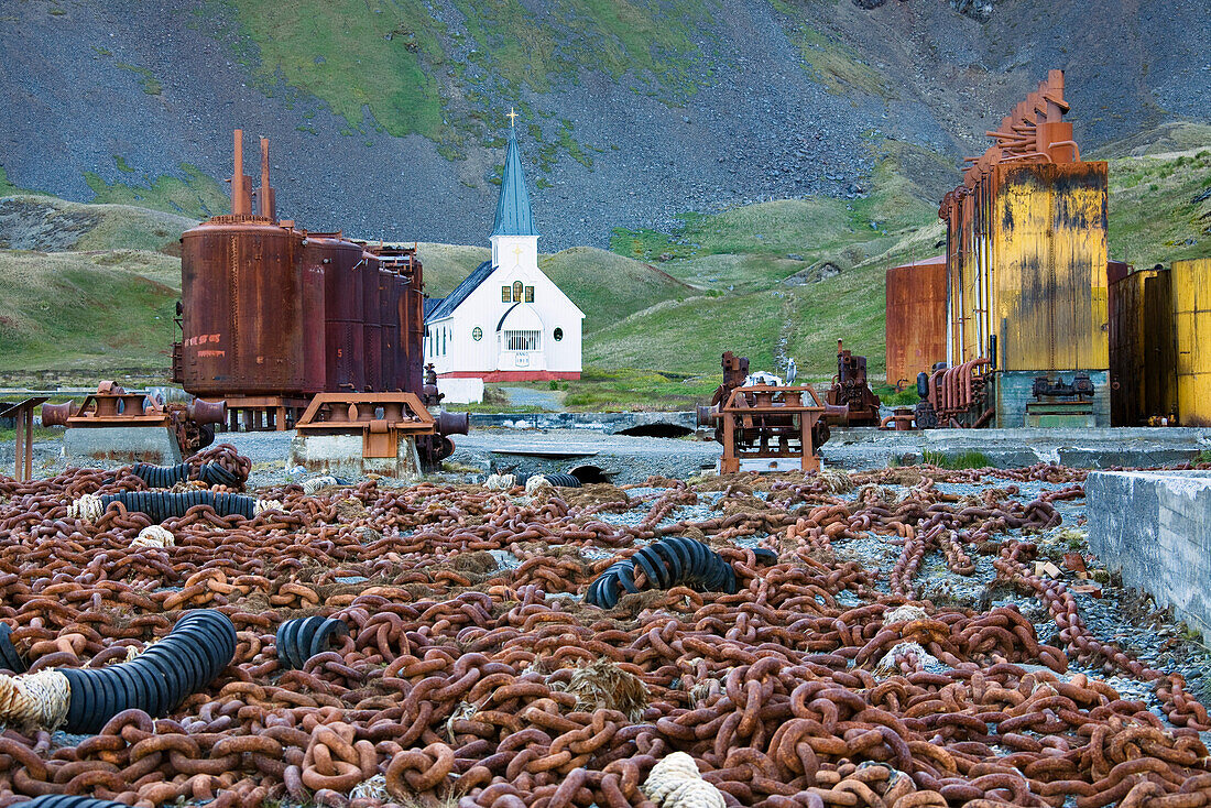 Ehemalige Walfangstation Grytviken mit Kirche, Südgeorgien, Südliche Sandwichinseln, Britisches Überseegebiet, Südatlantik, Antarktis