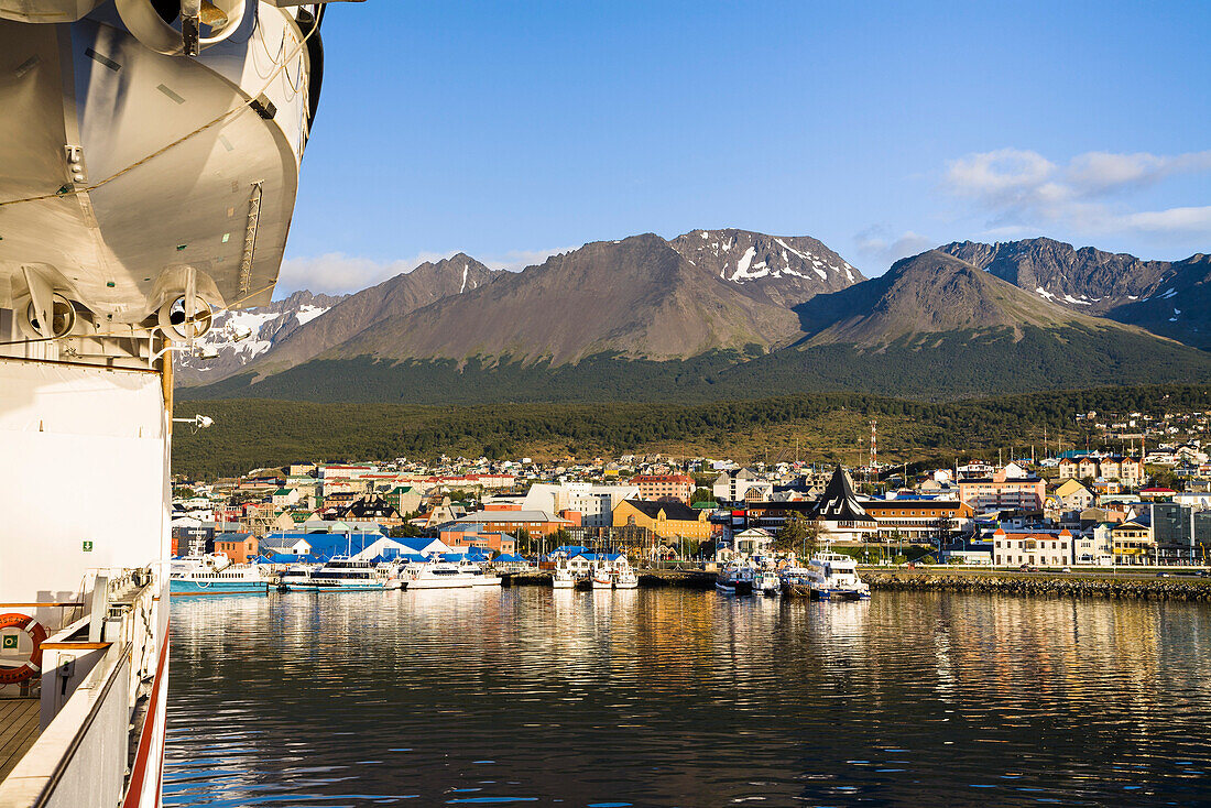 Ushuaia harbour, southernmost citiy of Argentina, Beagle-Channel, Tierra del Fuego, Argentina, South America