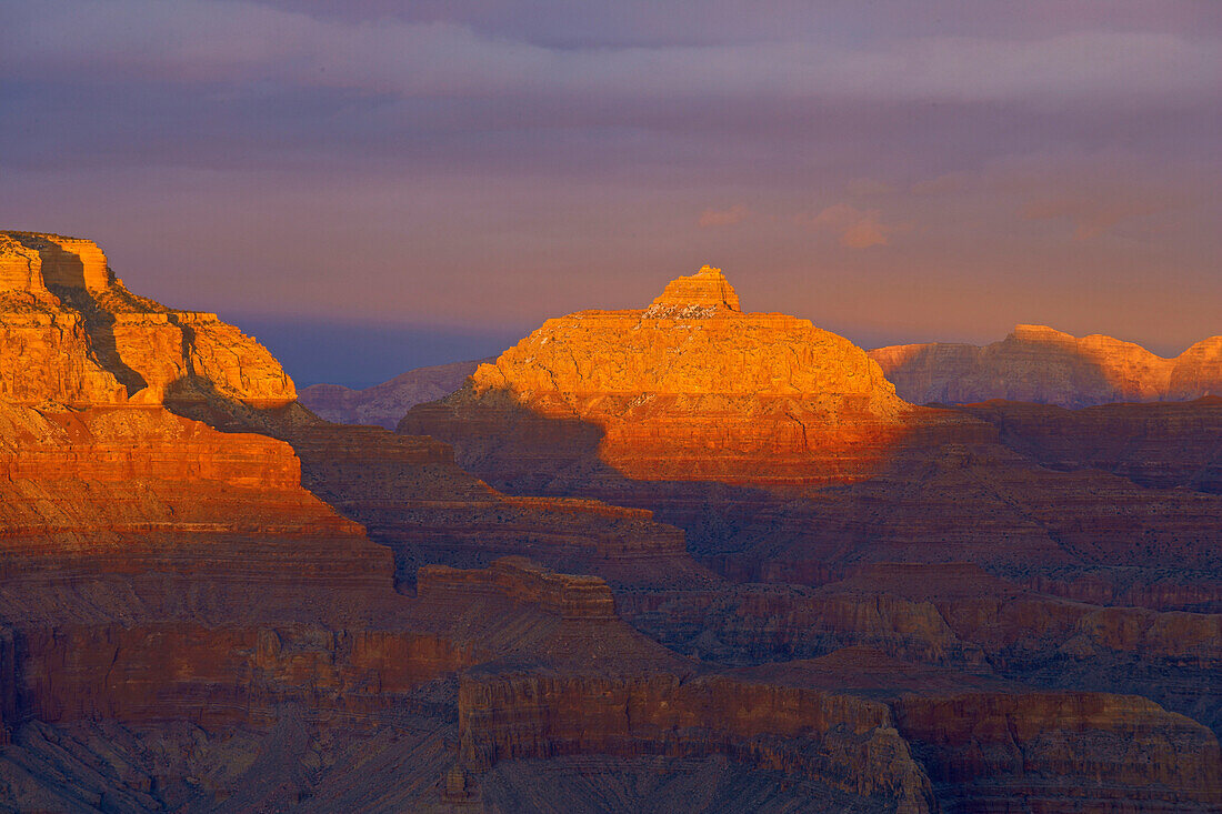 View from Mather Point across the Grand Canyon at sunset, South Rim, Grand Canyon National Park, Arizona, USA, America