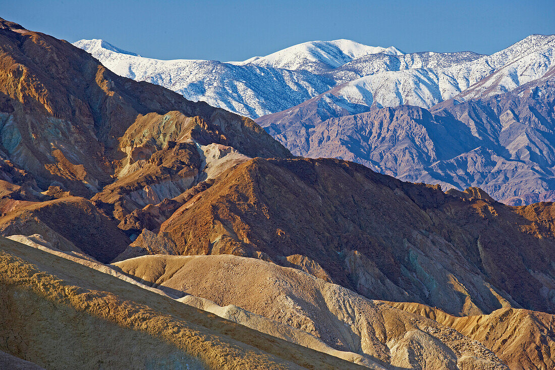 Sonnenaufgang am Zabriskie Point, Death Valley, Panamint Mountains, Death Valley National Park, Kalifornien, USA, Amerika