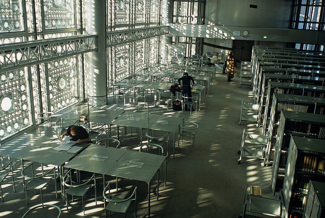 IMA, Institut du monde arabe, architect: Jean Nouvel, Paris, 5e arrondissement