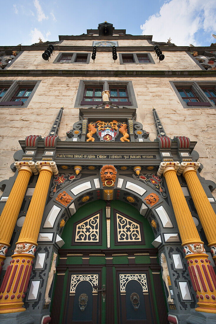 Portal am Rathaus, Hannoversch Münden, Weserbergland, Niedersachsen, Deutschland, Europa