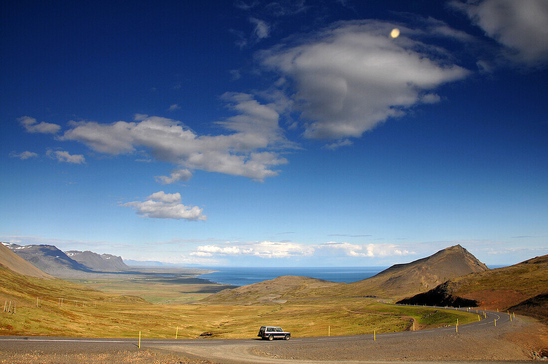 Landscape beneath the Snaefellsjoekull volcano, South coast, Snaefellsnes peninsula, West Iceland, Europe