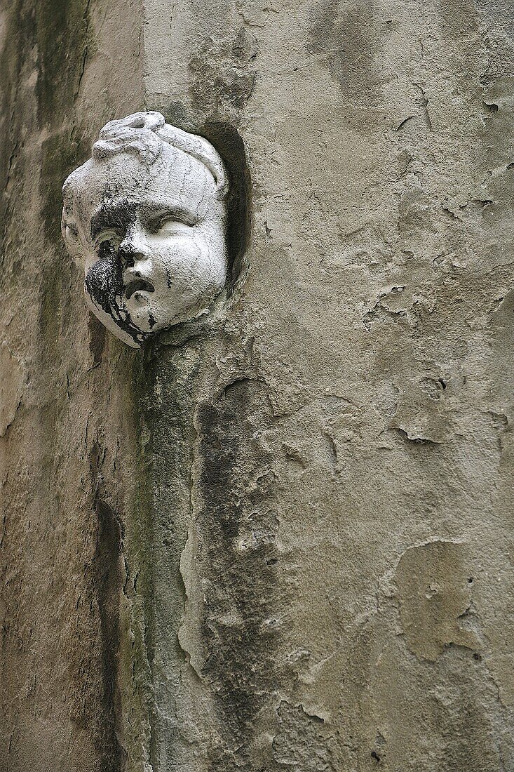 Italy, Veneto, Venice, Alley, Head sculptured