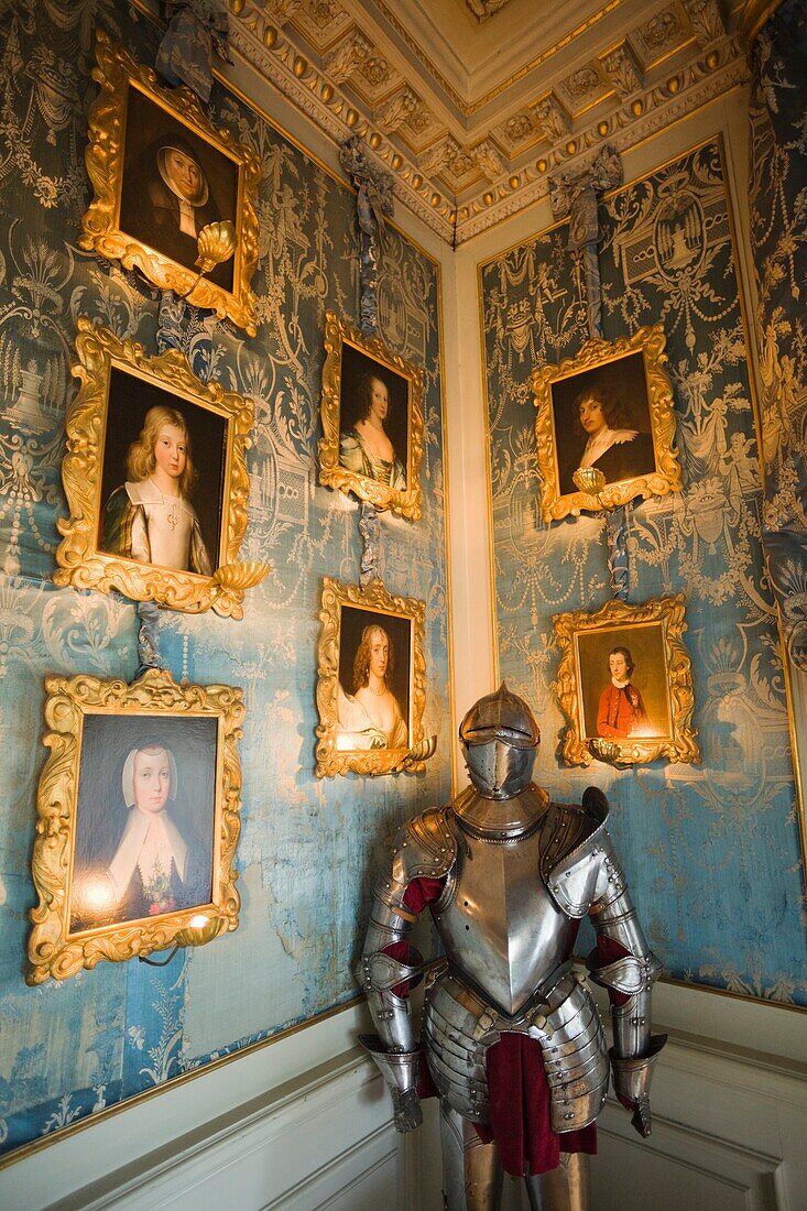 England,Warwickshire,Warwick,Warwick Castle,Display in the Blue Room