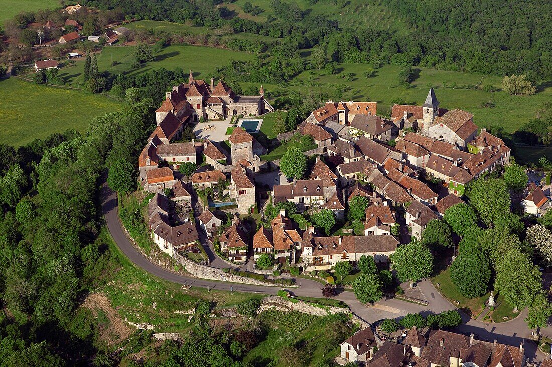 France, Lot (46), Village Loubressac labeled the Most Beautiful Villages of France, the old fortified village sits atop a rocky peak (for air)