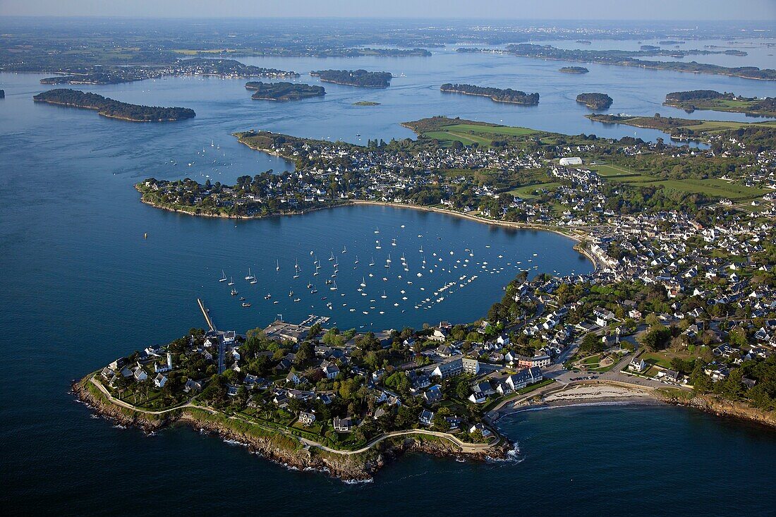 France, Morbihan (56), Port Navalo, Gulf of Morbihan, Quiberon Bay and its many islands, France Ramsar Site, (aerial photo)