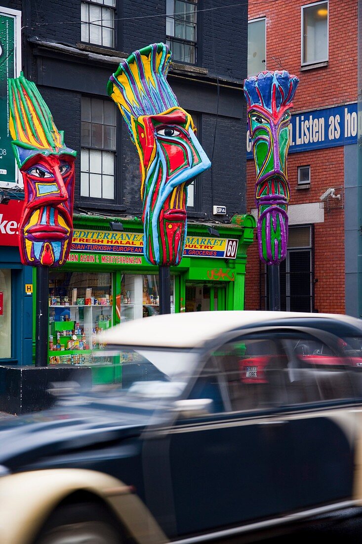 Street scene in the downtown of Dublin, Ireland