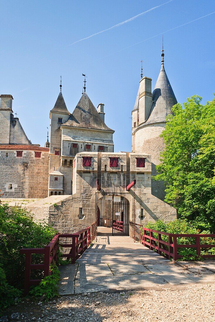 Entrance and drawbridge of the castle La Rochepot, Burgundy, France, Europe