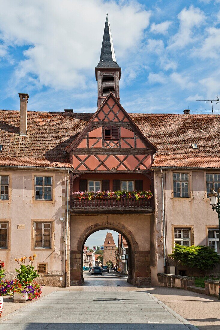 Alsace , architecture , Bas-Rhin , color image , day , Europe , France , gate , heritage , historic , history , outdoor , Rosheim , town , vertical , village , V04-1585436 , AGEFOTOSTOCK 