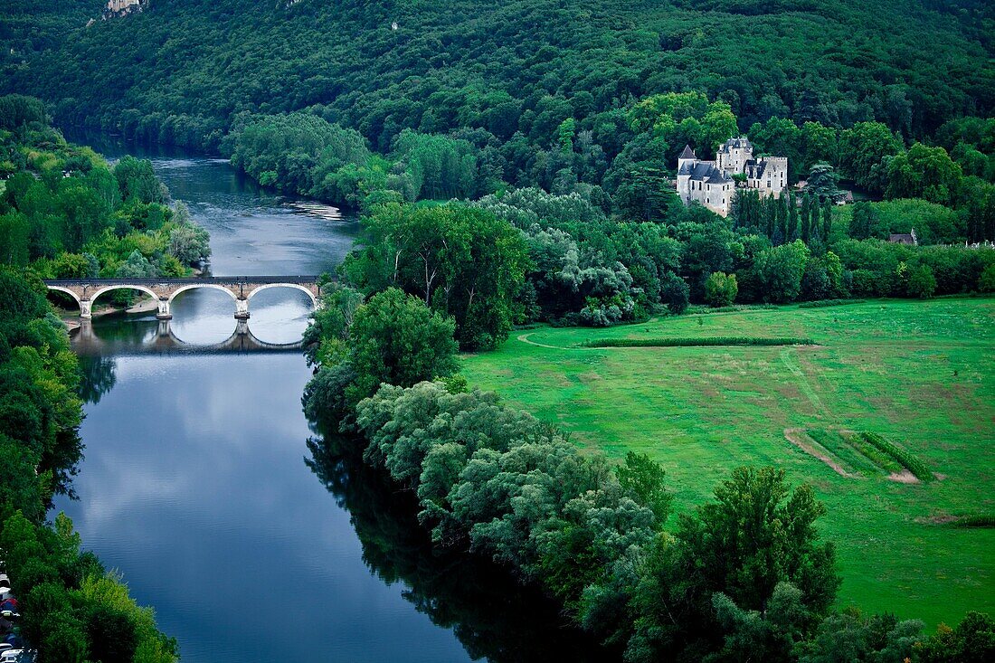 Castle of Feyrac viewed from Beynac Castle, Dordogne, Aquitaine, France