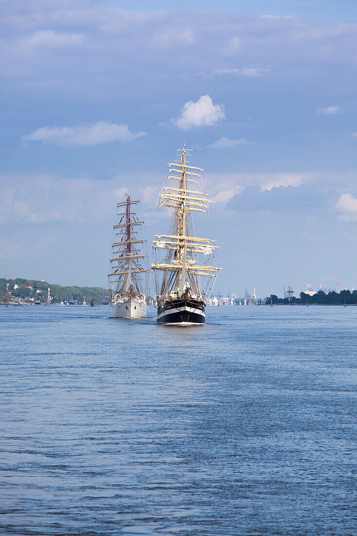 Windjammer tall sailing ships Dar Mlodziezy and Krusenstern on Elbe river as part of Hamburg harbour birthday celebrations, Hamburg, Germany, Europe