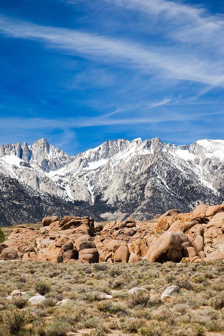 USA, California, Eastern Sierra Nevada Area, Lone Pine, landscape of the Alabama Hills