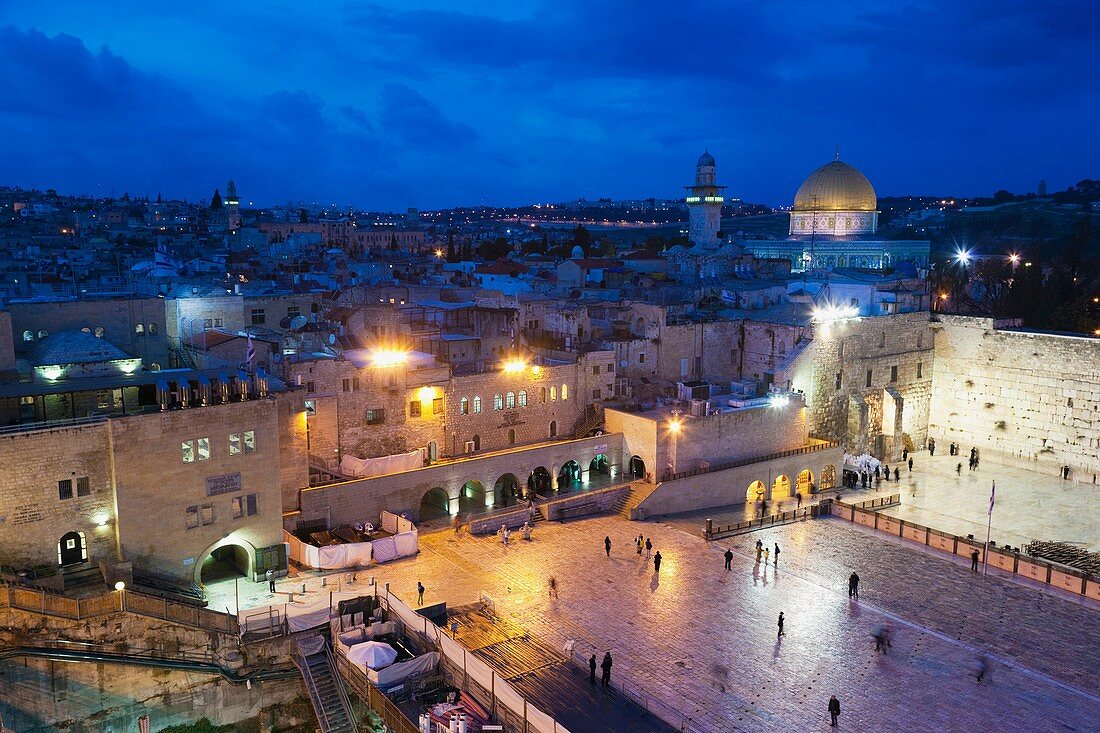 Israel, Jerusalem, Old City, Jewish Quarter, elevated view of the Western Wall Plaza, late evening