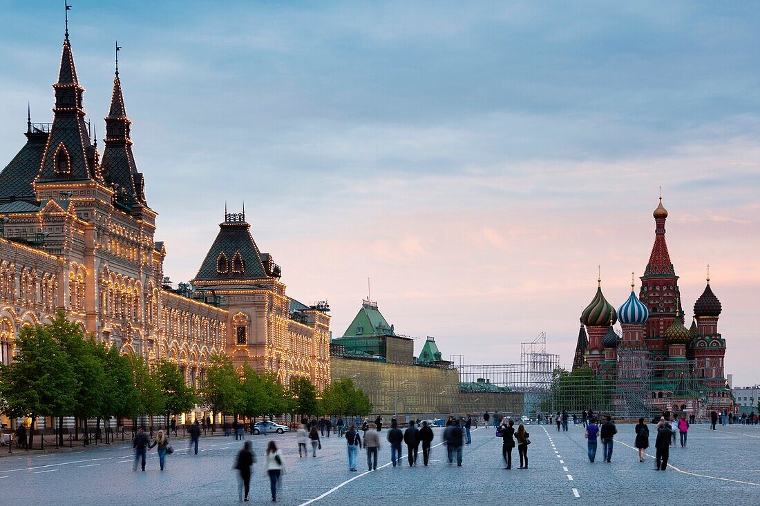 Russia, Moscow Oblast, Moscow, Red Square, GUM Shopping Mall and Saint Basils Cathedral, evening