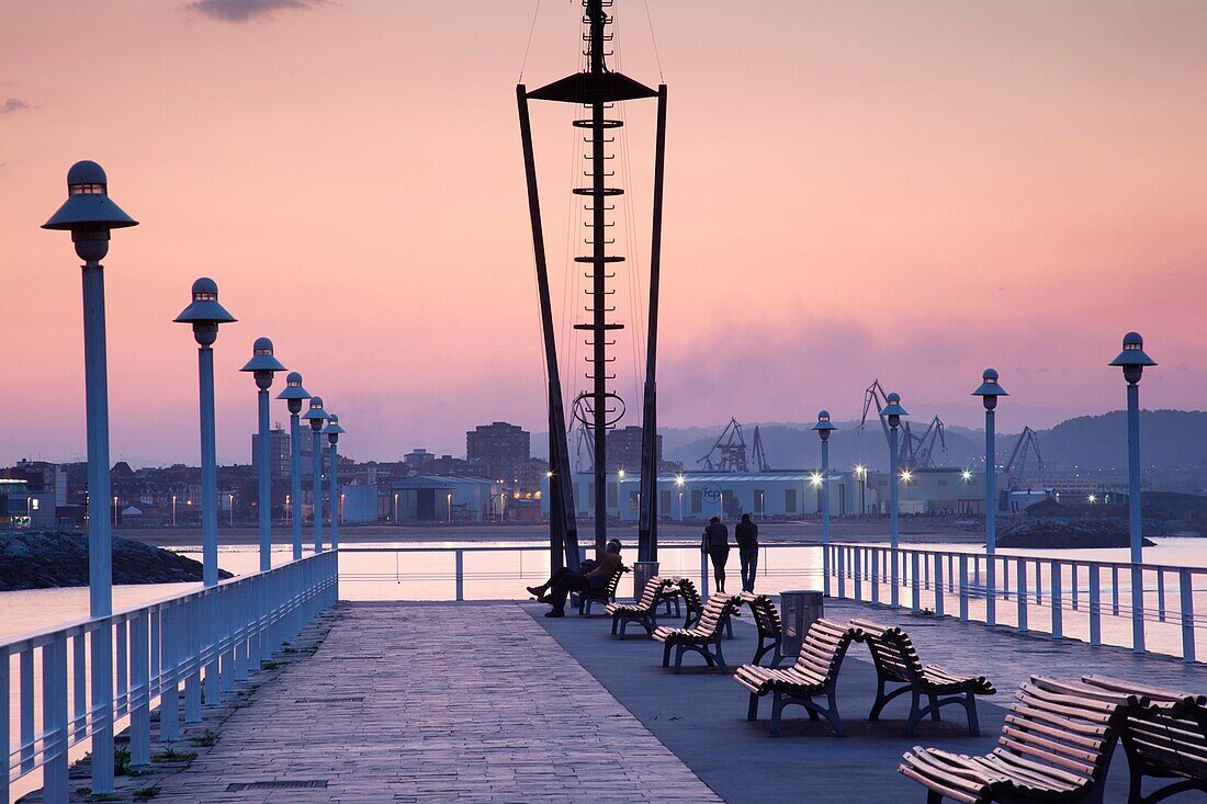 Spain, Asturias Region, Asturias Province, Gijon, Cimadevilla Old Town, pier at the Puerto Deportivo port, evening