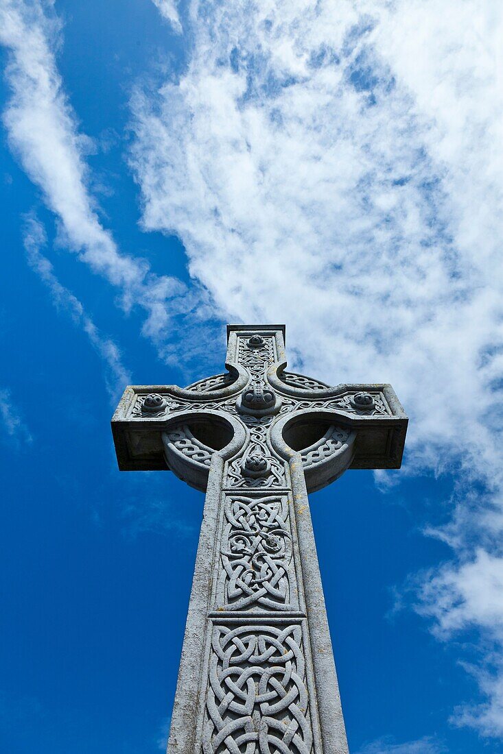 Celtic cross  Kilronan Village  Inishmore Island, Aran Islands, Galway County, West Ireland, Europe