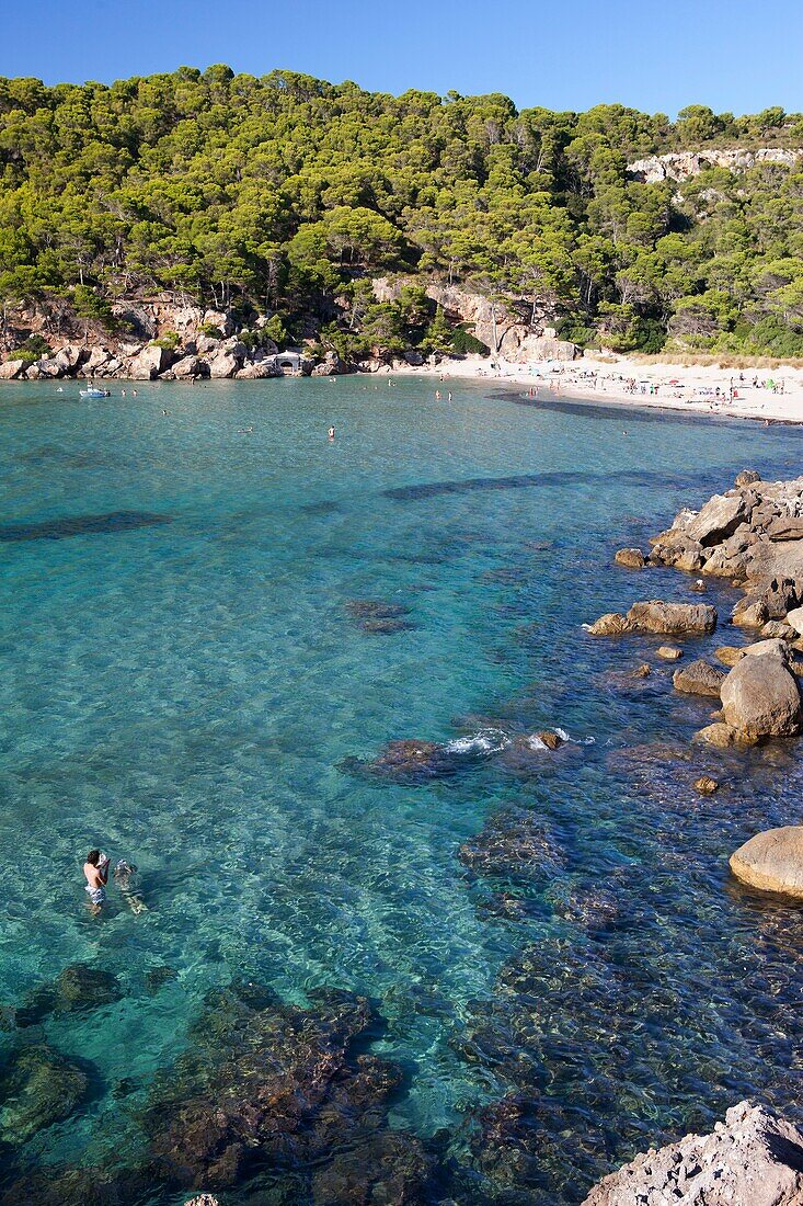 Strand von Algaiarens in Menorca, Spanien