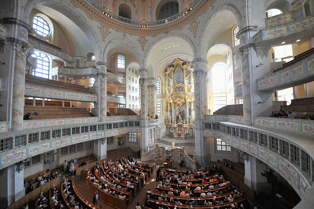 People inside of the Frauenkirche, Dresden, Saxony, Germany, Europe