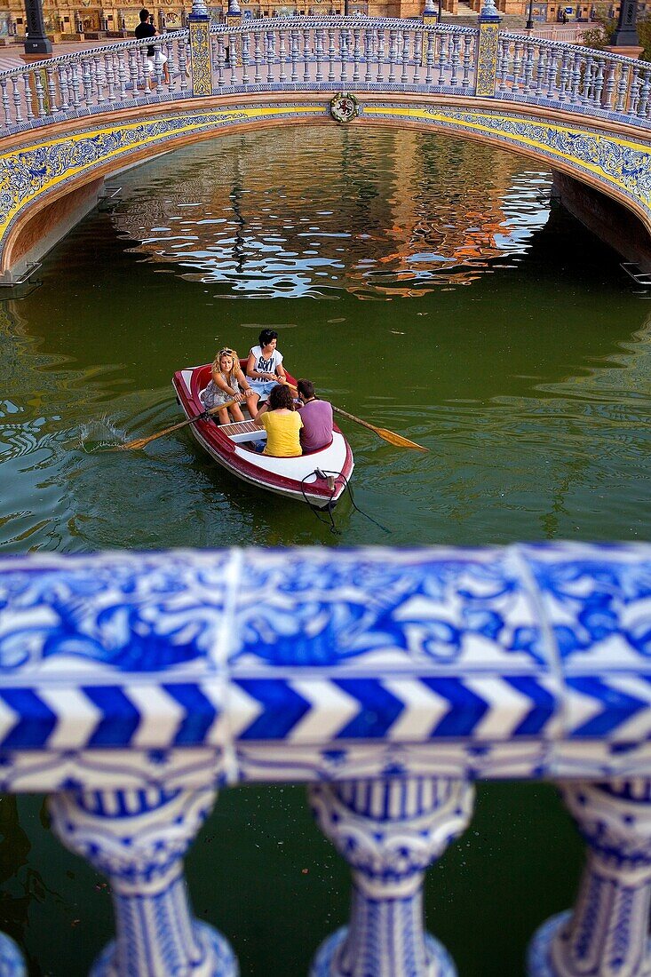 Boat in Plaza de España, Maria Luisa Park, Sevilla,Andalucía, Spain