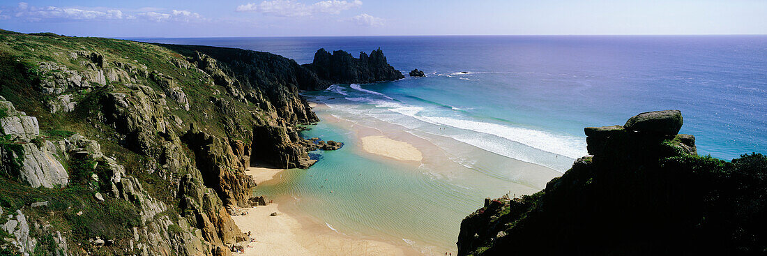 Porthcurno Bay, kornische Küste, Area of Outstanding Natural Beauty, AONB, Cornwall, South West England, England
