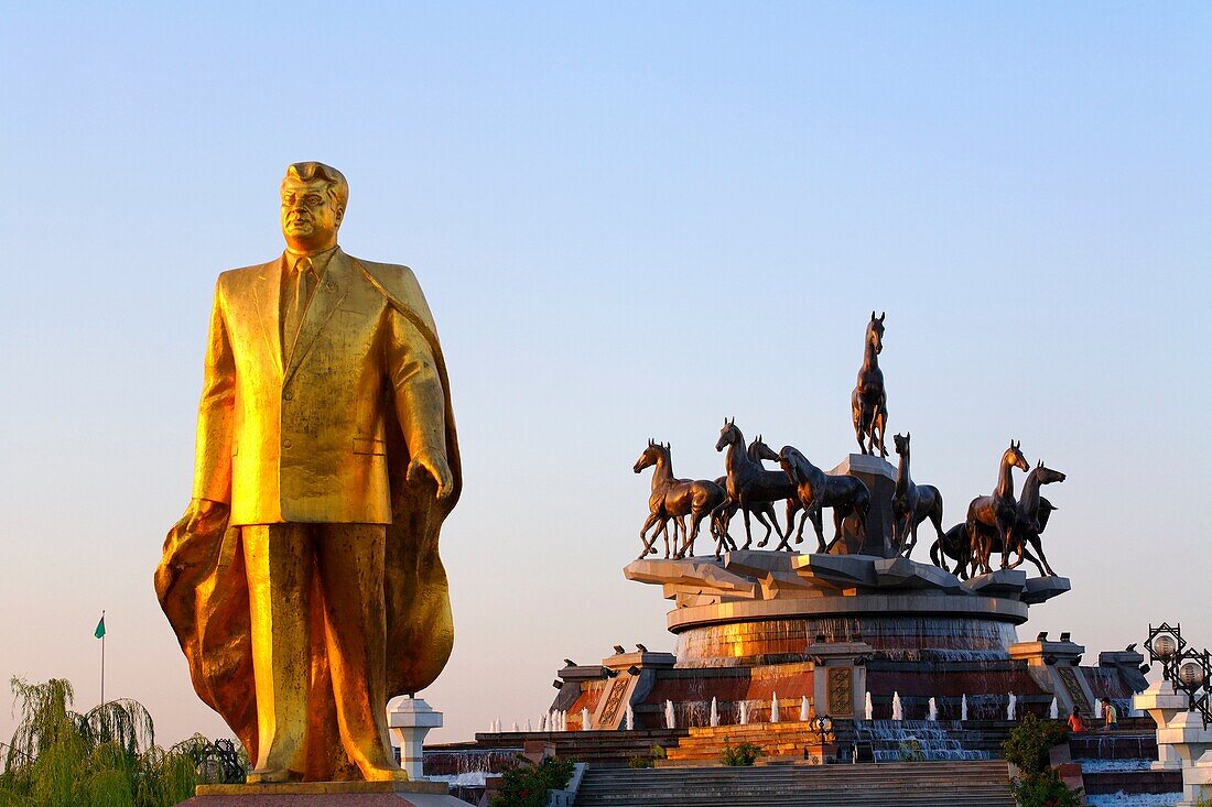 Golden statue of Niyazov in the Park of Independence, Berzengi, Ashgabat, Turkmenistan