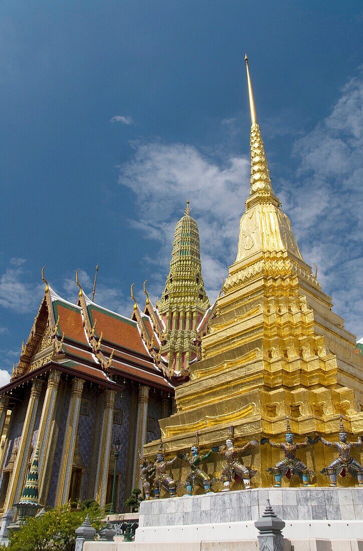 Thailand, Bangkok, Wat Phra Kaeo Complex Grand Palace Complex, Golden Chedi foreground