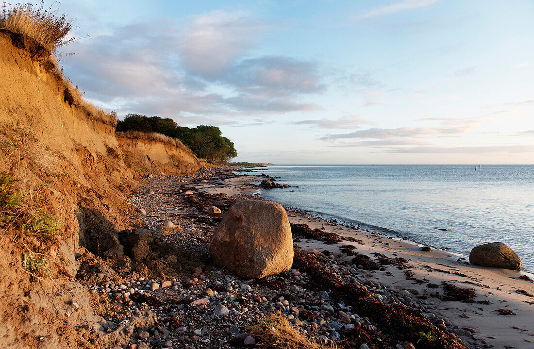 Menschenleerer Strand am Morgen, Insel Langeland, Dänemark, Europa