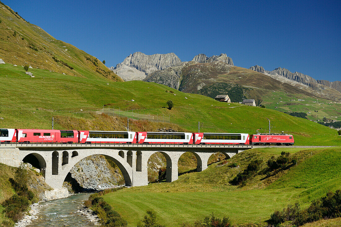 Glacier Express, Matterhorn Gotthard railway, pass Furkapass, Andermatt, Uri, UNESCO World Heritage Site Rhaetian Railway, Rhaetian Railway, Switzerland