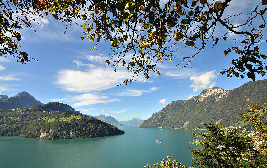 View over Brunnen onto lake Urnen and Lake Lucerne, Canton Schwyz, Central Switzerland, Switzerland, Europe