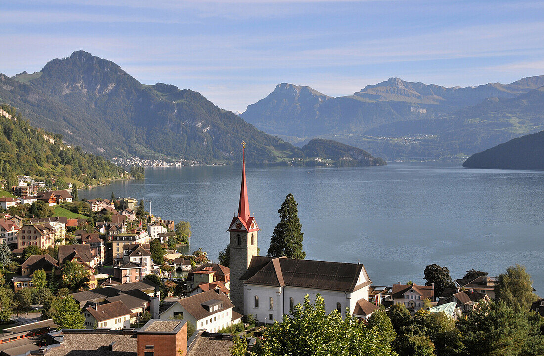 Blick auf Weggis am Vierwaldstätter See, Kanton Luzern, Zentralschweiz, Schweiz, Europa