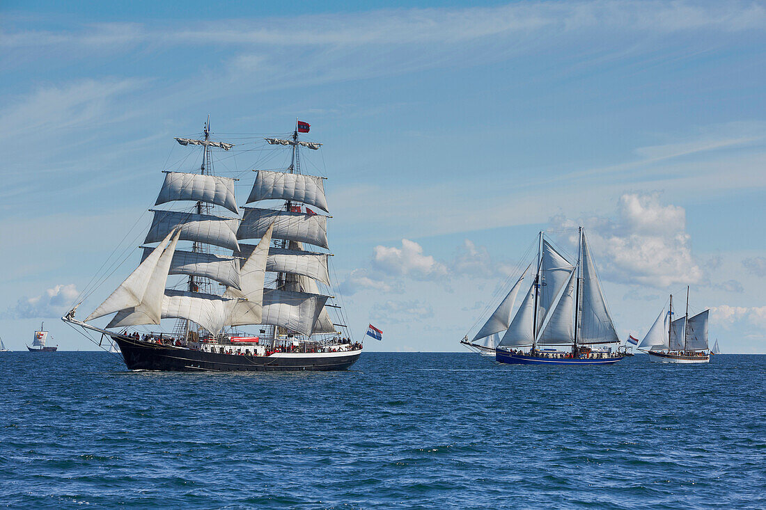 Sailing ships on Baltic Sea, Rostock Warnemuende, Mecklenburg Western Pomerania, Germany, Europe