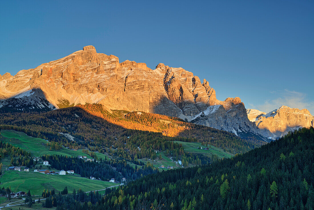 Abendlicht an Lavarella, Gadertal, Dolomiten, UNESCO Welterbe Dolomiten, Südtirol, Italien