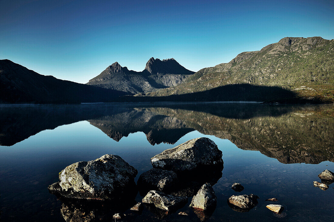 View at Cradle Mountain with Dove Lake, blue sky, Cradle Mountain Lake St Clair National Park, Tasmania, Australia